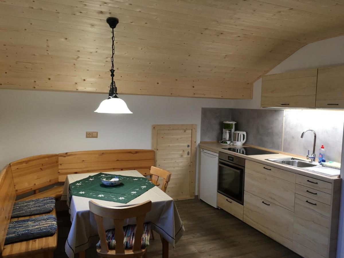 Zum Bergbauer Apartamento Mittenwald Exterior foto