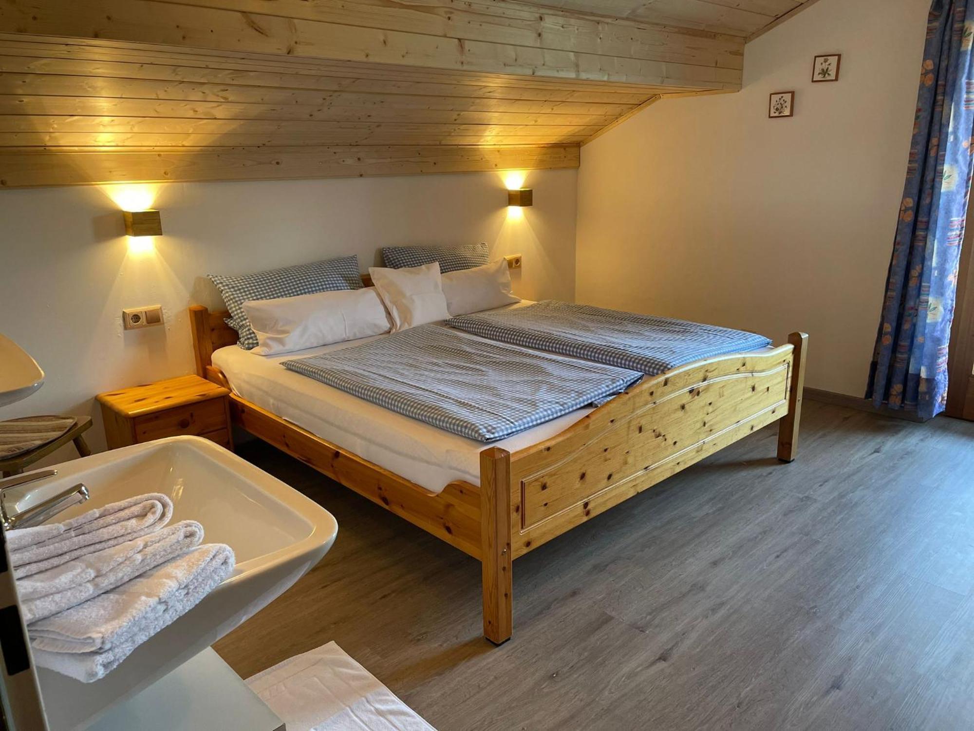 Zum Bergbauer Apartamento Mittenwald Exterior foto