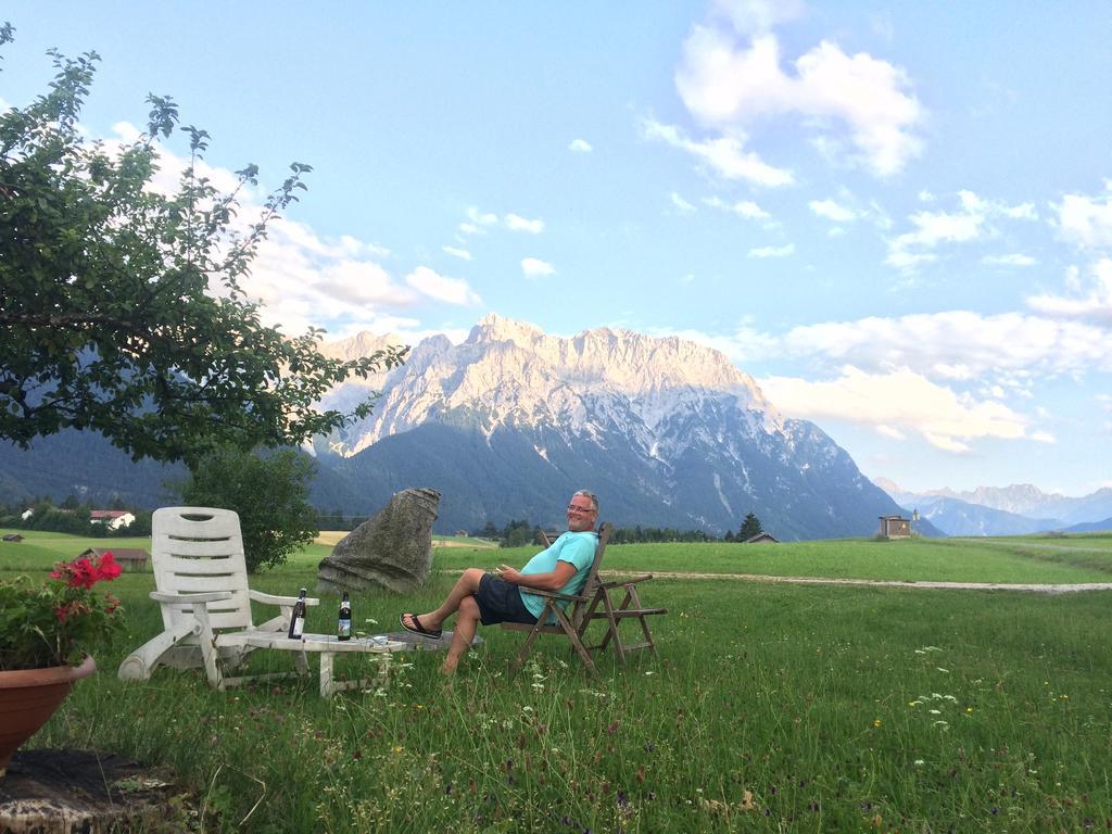 Zum Bergbauer Apartamento Mittenwald Exterior foto