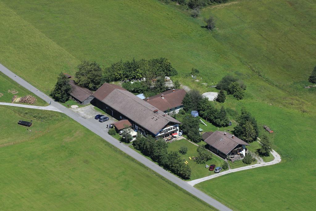 Zum Bergbauer Apartamento Mittenwald Exterior foto